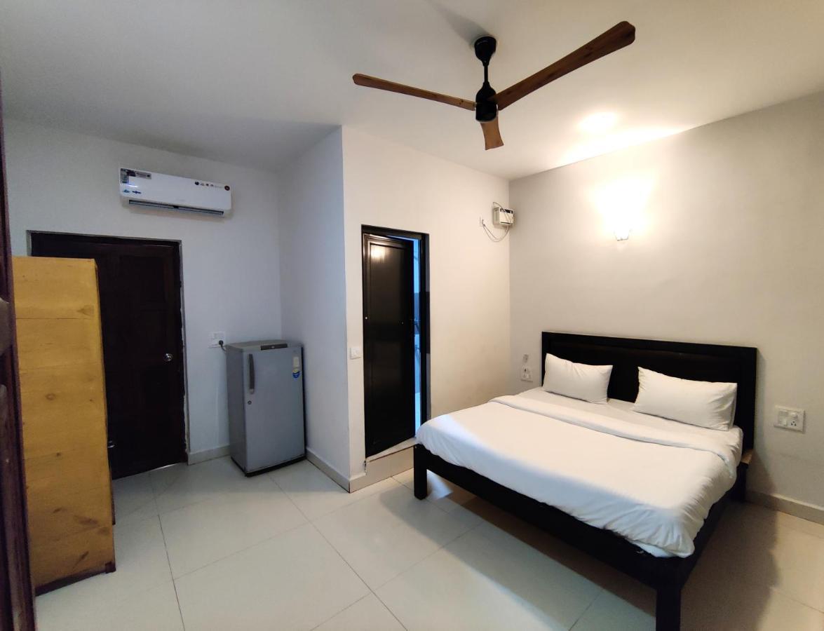 Отель Calangute Turista Экстерьер фото